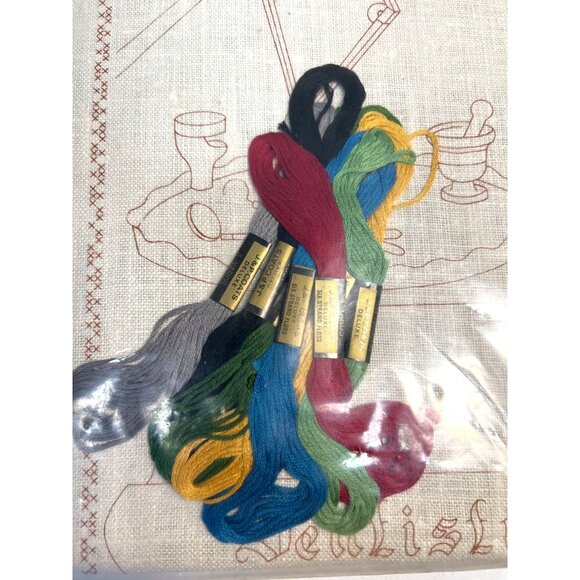 Needles N Hoops No. 195 Dentist Sampler Kit Belgian Linen - Picture 6 of 6